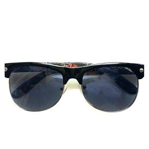 Glassy Floral Print Sunglasses